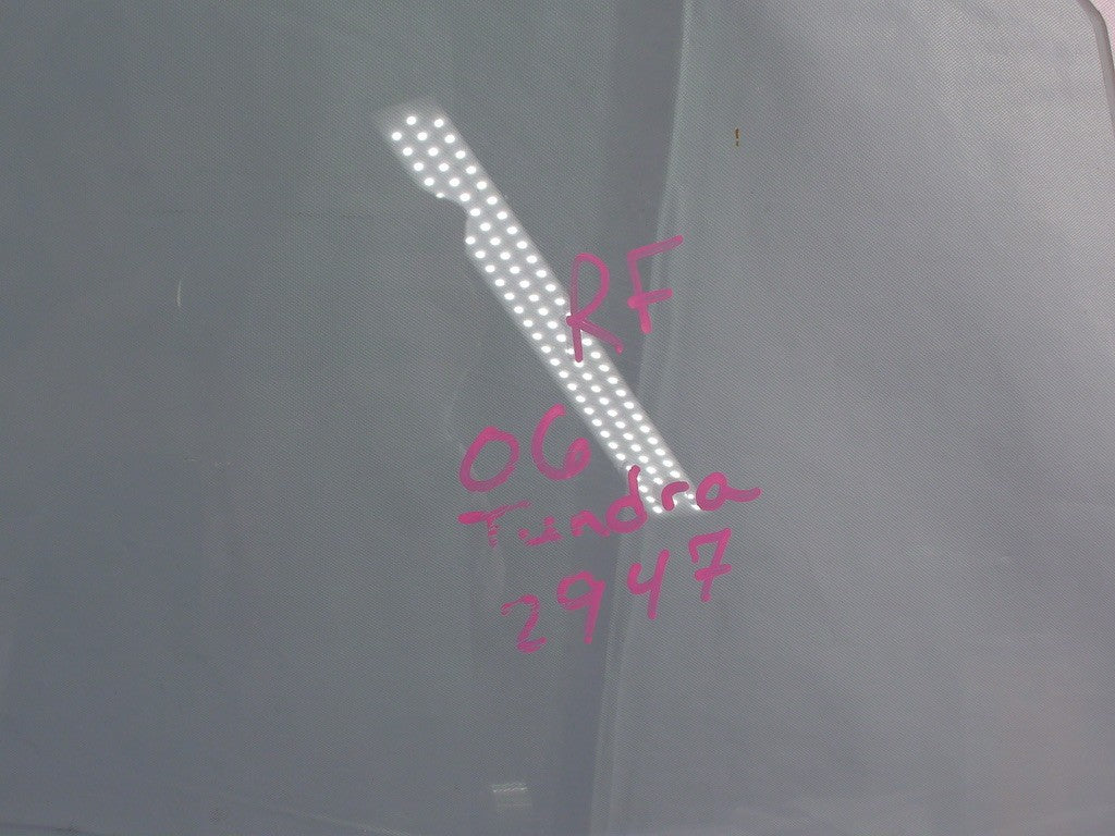 2001-2007 Toyota Tundra Right Front Window Door Glass OEM FD21323GTY