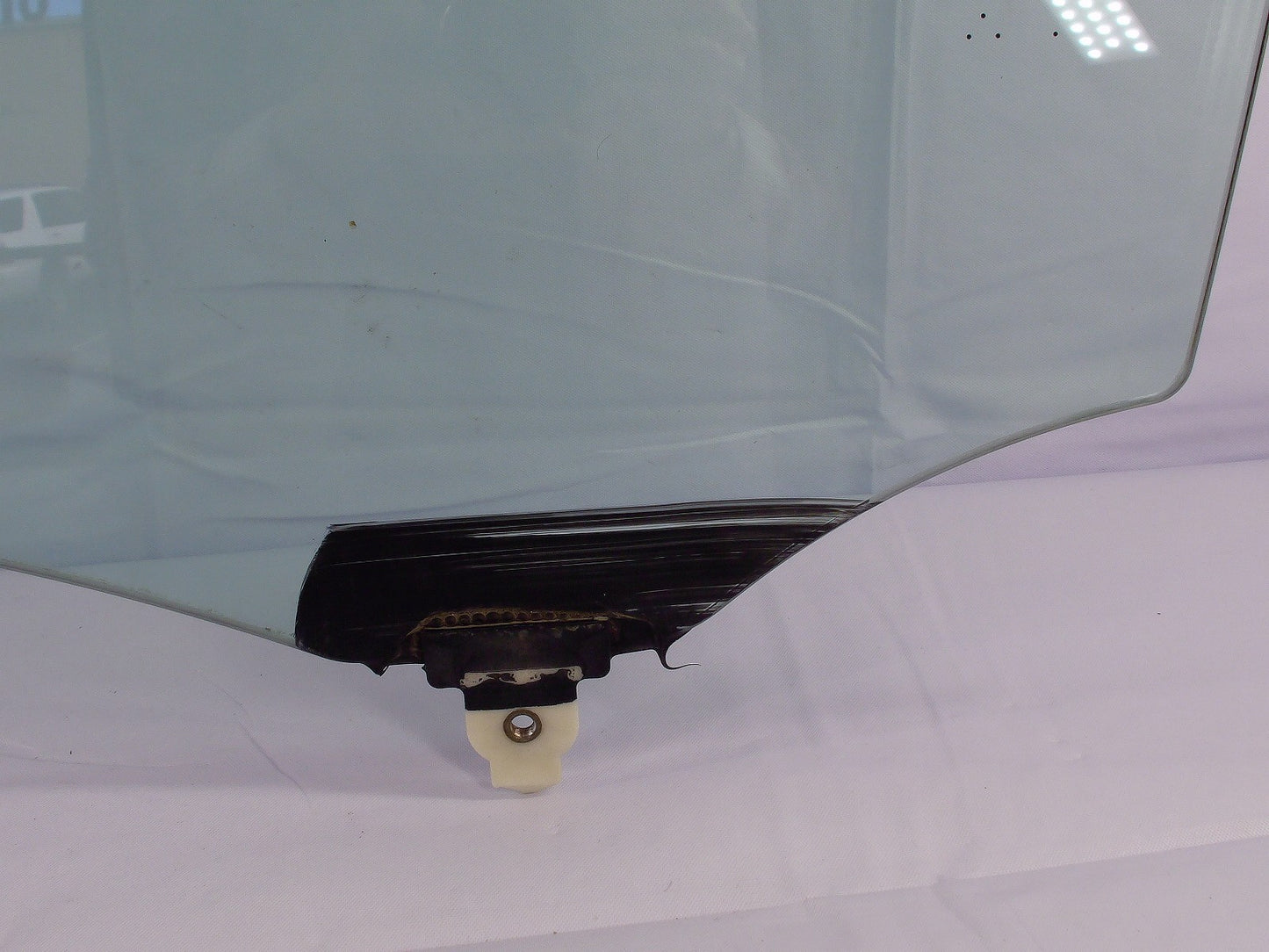 2000-2006 Toyota Tundra Left Front Window Door Glass OEM