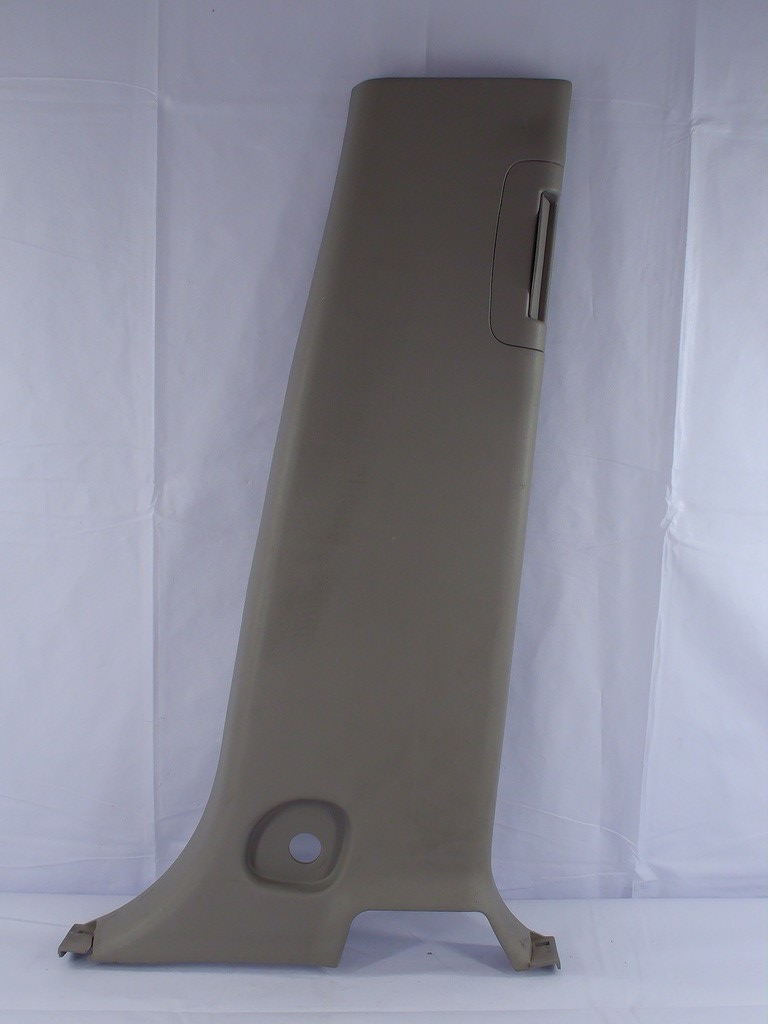 2004-2006 Toyota Tundra Crew Cab Right Door Pillar Post Trim OEM