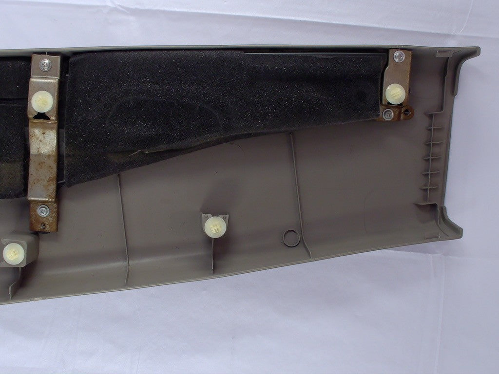 2004-2006 Toyota Tundra Crew Cab Right Door Pillar Post Trim OEM