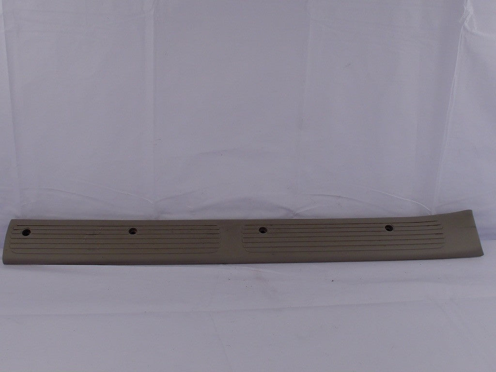 2004-2006 Toyota Tundra Right Front Door Sill Plate Gray OEM