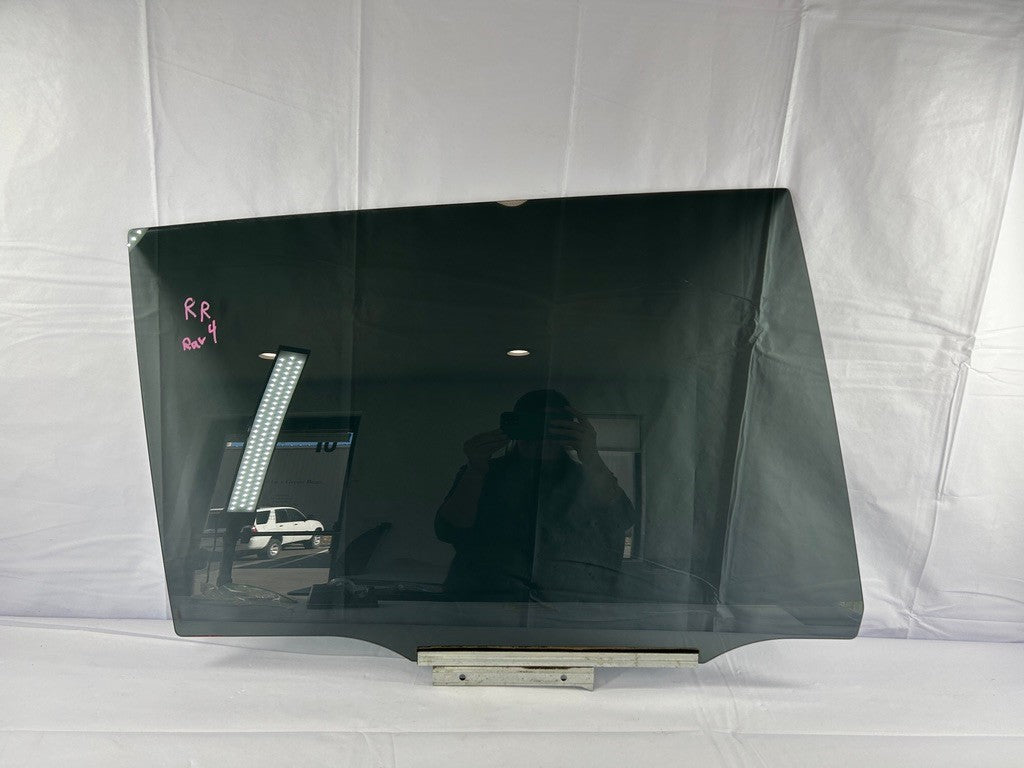 2006-2012 Toyota RAV4 Right Rear Door Window Glass OEM FD22917YPY