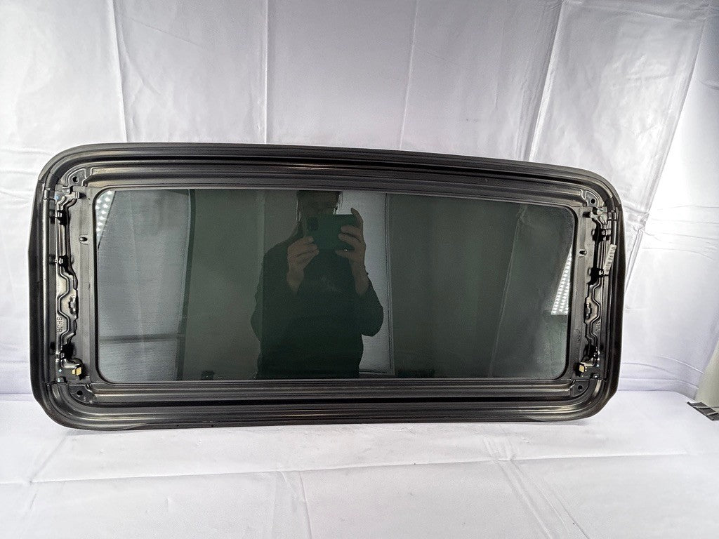 2005-2010 Honda Odyssey Sun Roof Sunroof Window Glass OEM 70200-SHJ-A42