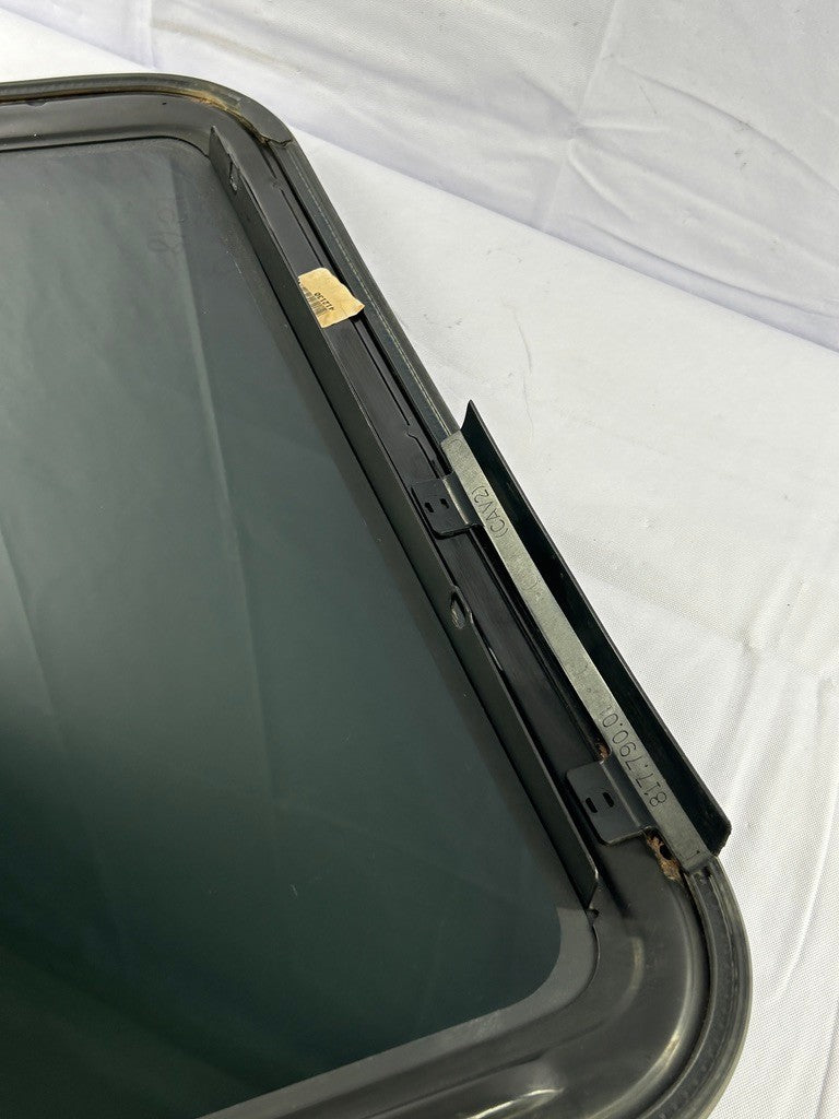 2001-2008 Ford Escape 05-08 Mariner Sliding Power Sunroof Glass 5L8Z-7850054-AA