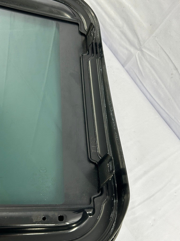 2007-2012 Mazda CX-7 Sun Roof Sunroof Glass OEM EG22-69-810F