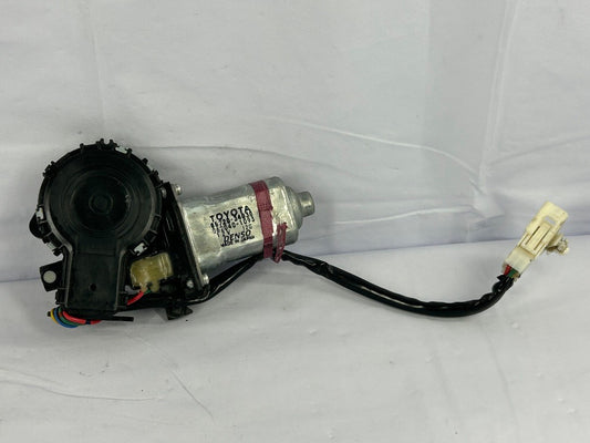 2004-2006 Toyota Tundra Left Front Window Motor 8572034030 OEM