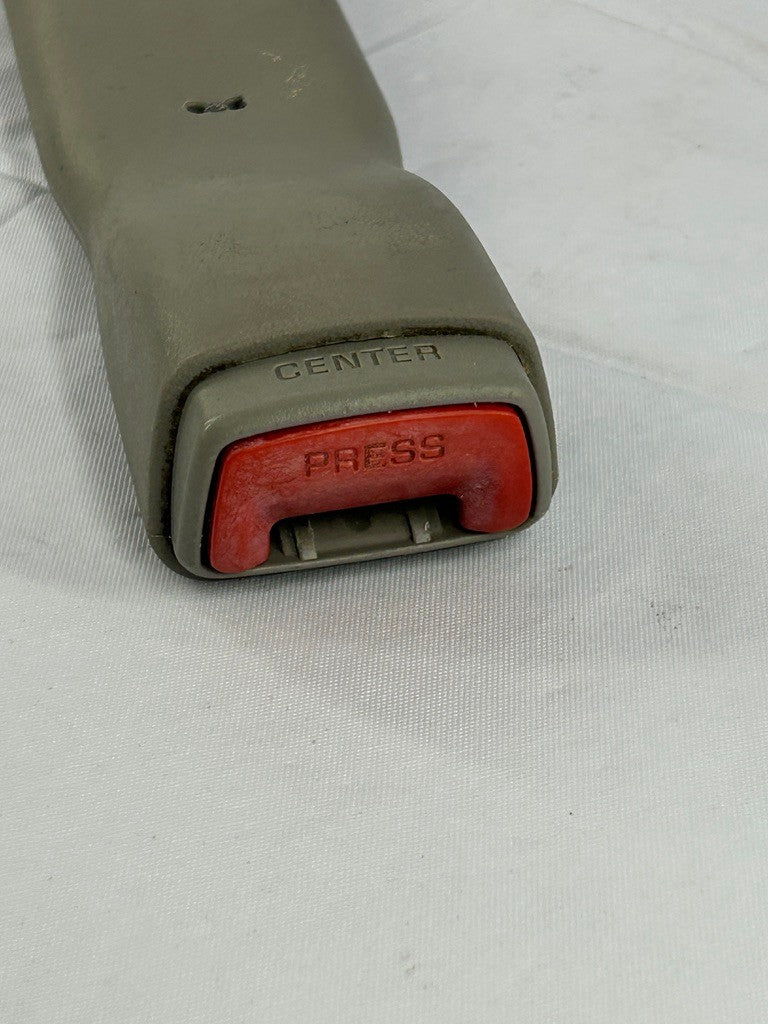 2006 Toyota Tundra Front Center Seat Belt Receptacle 732400C070B0