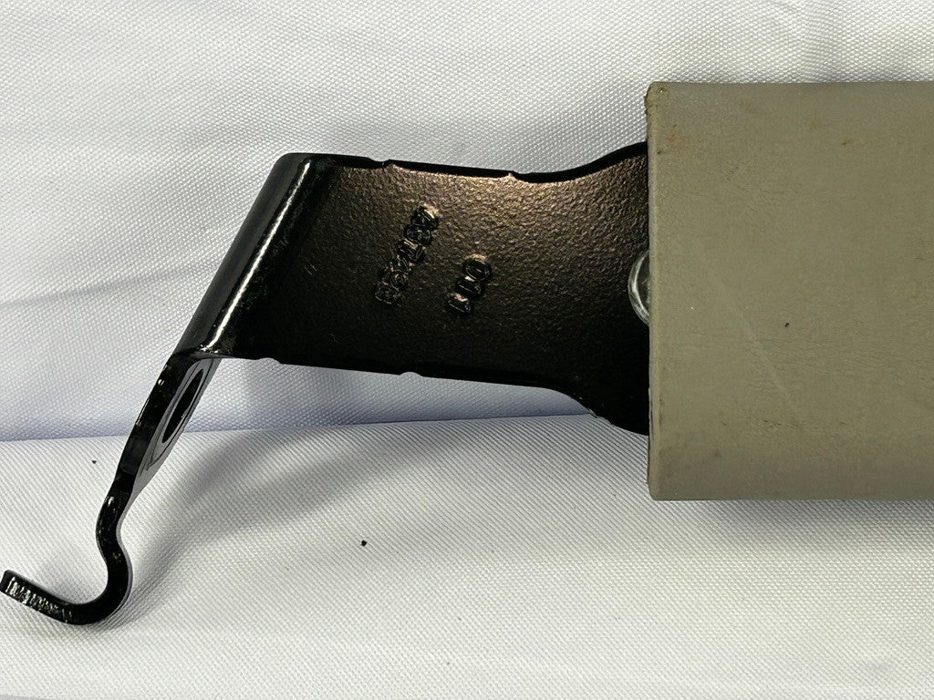 2006 Toyota Tundra Front Center Seat Belt Receptacle 732400C070B0