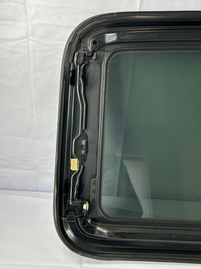 2008-2012 Honda Accord Sedan Sunroof Moonroof Glass OEM 70200-TA0-A12