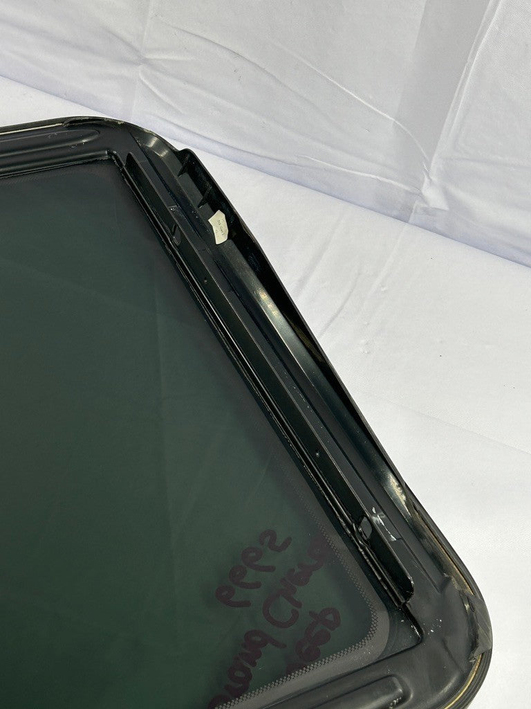 1999-2004 Jeep Grand Cherokee Sunroof Moon Roof Glass 55135858AB OEM