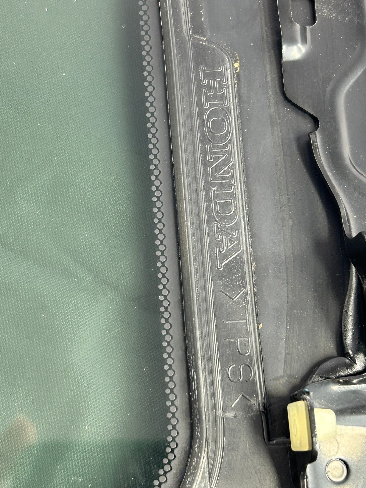 2008-2012 Honda Accord Sedan Sunroof Glass Assembly OEM 70200-TA0-A12