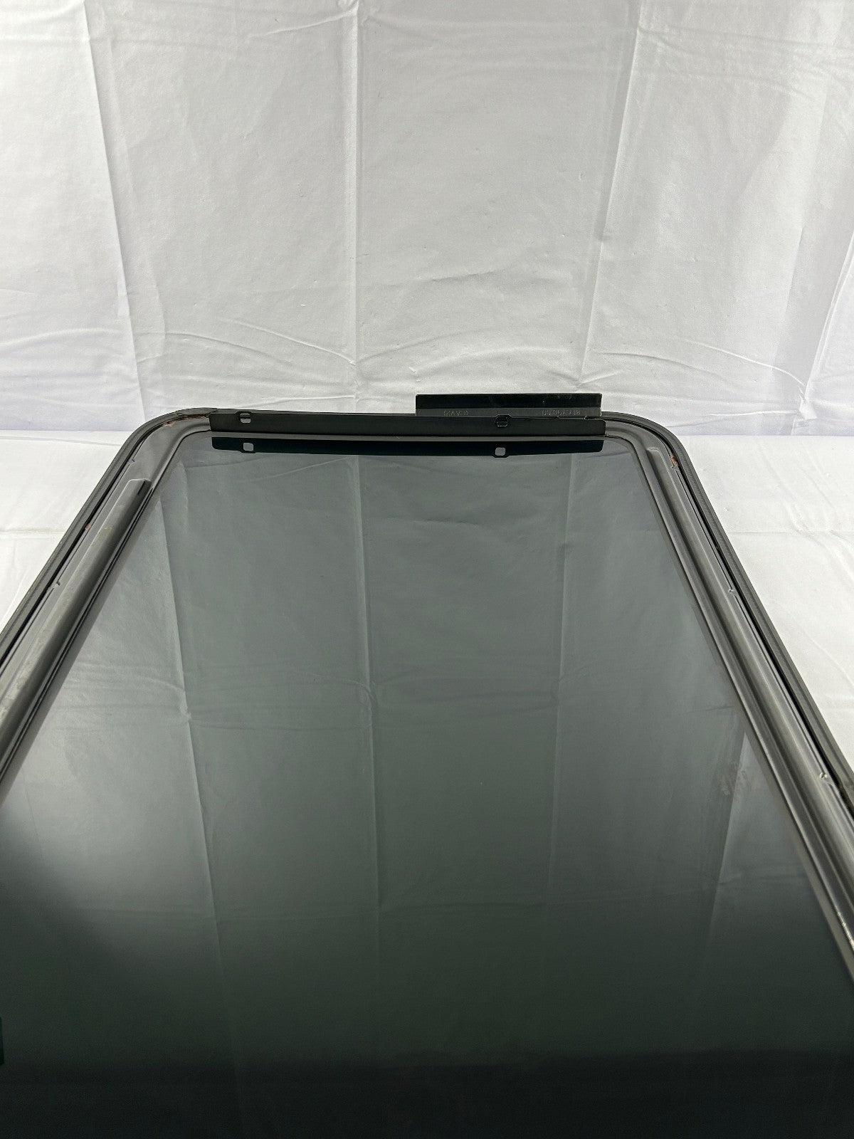 2001-2004 Mazda Tribute Sunroof Moon Roof Glass OEM EC03-69-810