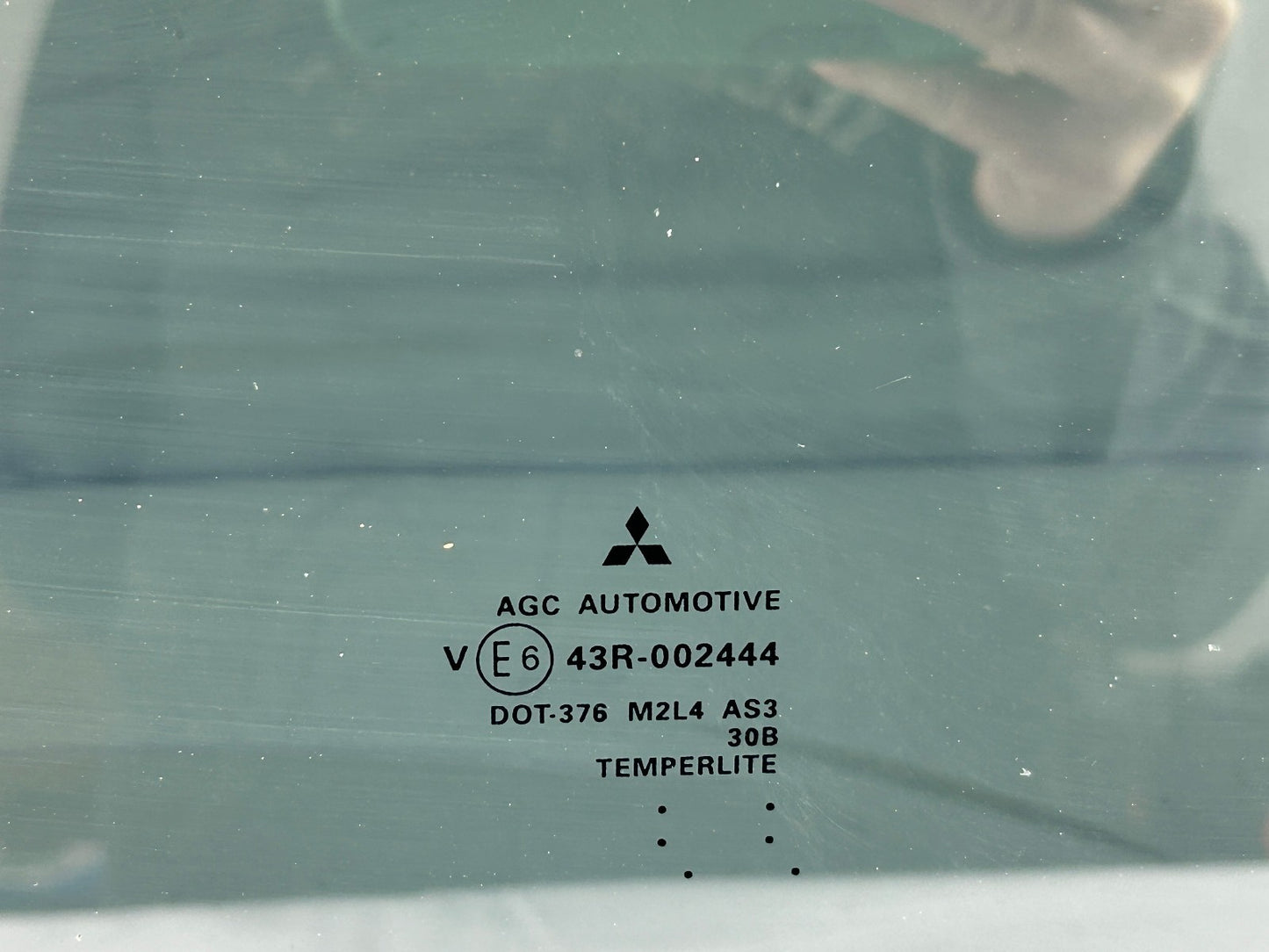 2004-2012 Mitsubishi Galant Sunroof Glass Factory OEM MN190278HA