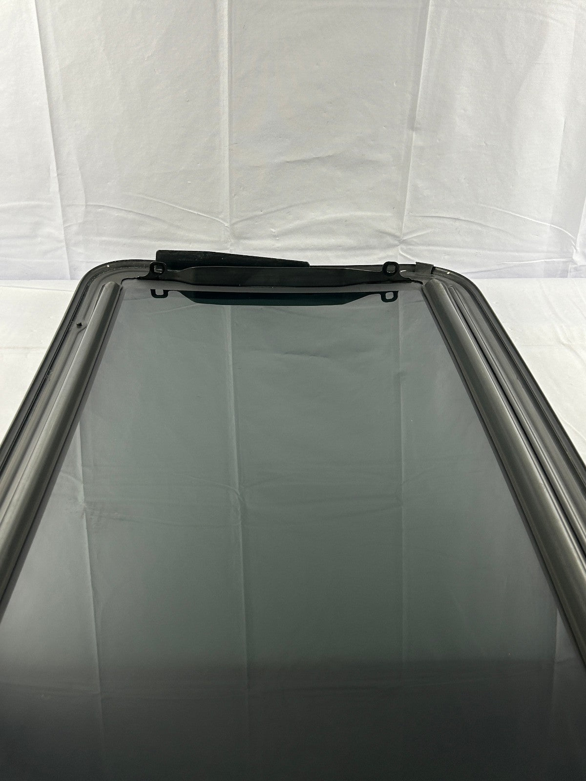2004-2012 Mitsubishi Galant Sunroof Glass Factory OEM MN190278HA