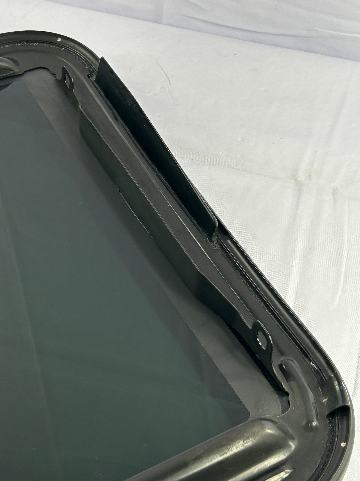 2004-2012 Mitsubishi Galant Sunroof Glass Factory OEM MN190278HA