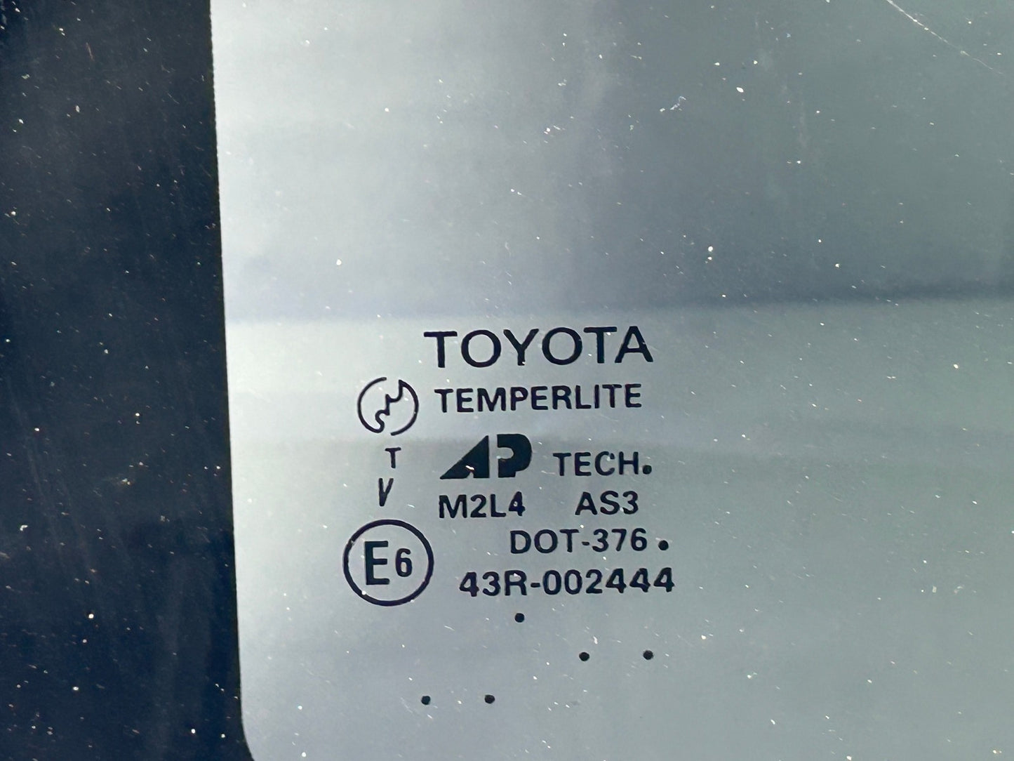 2000-2004 Toyota Avalon Sun Roof Sunroof Window Glass Factory 63201-AC010
