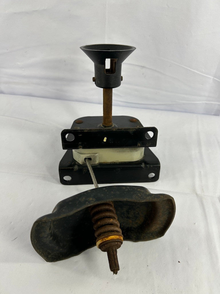 2000-2006 Toyota Tundra Spare Tire Carrier OEM