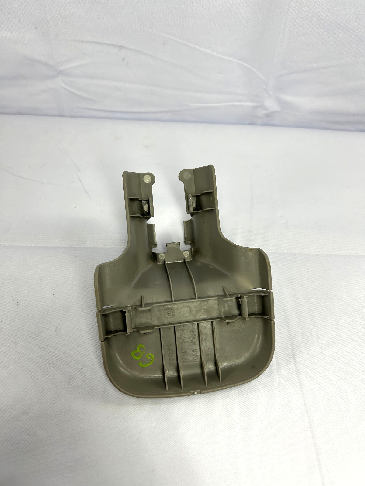 2005-2006 Toyota Tundra Seat Rail Track Mount Bolt Cover 72137-0C240 Trim Cap