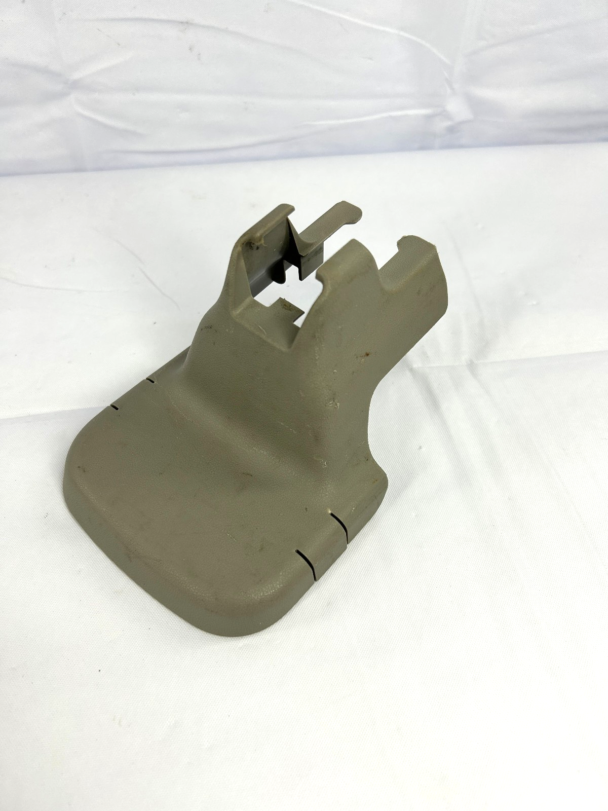 2005-2006 Toyota Tundra Seat Rail Track Mount Bolt Cover 72137-0C240 Trim Cap