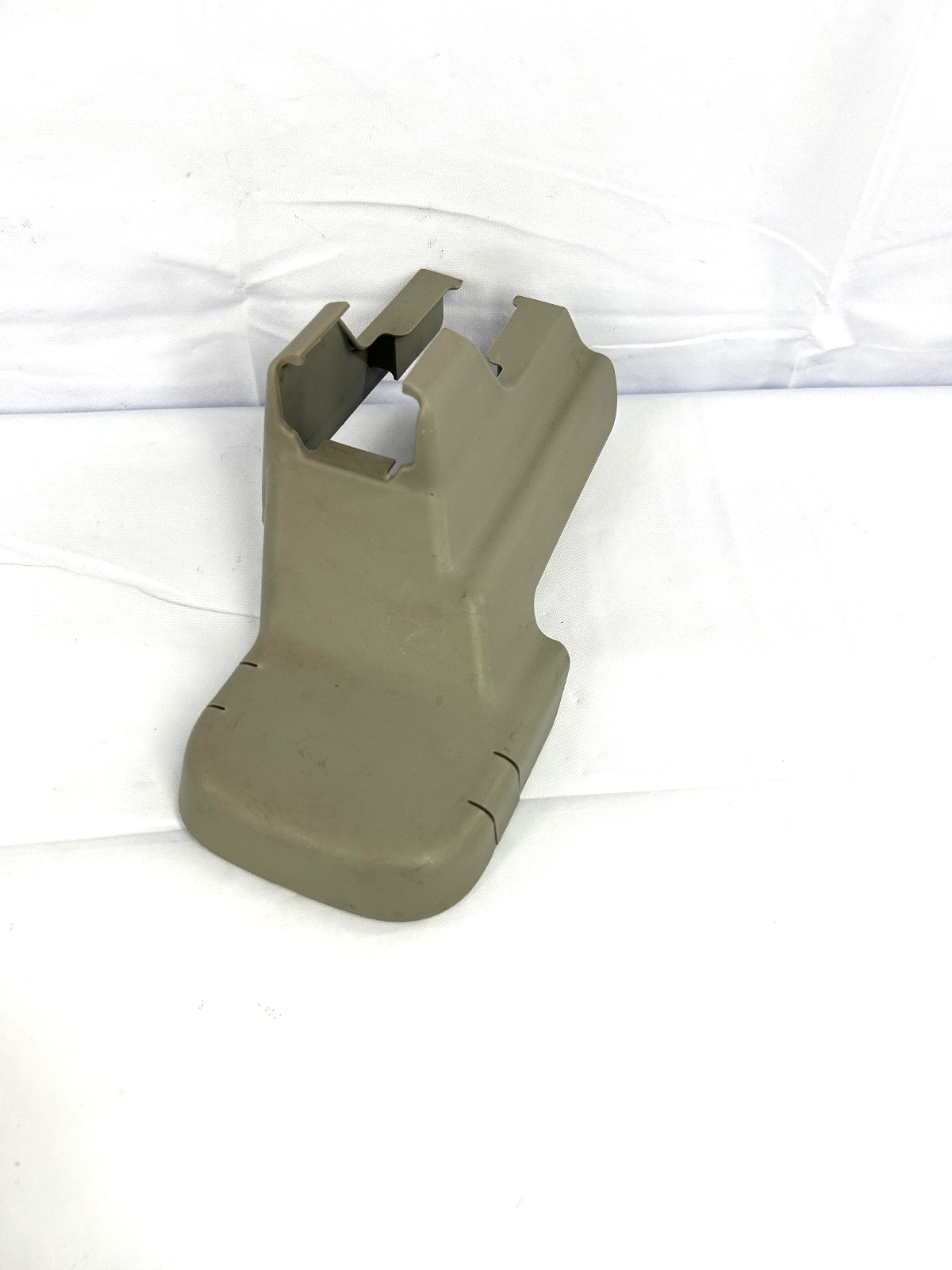 2005-2006 Toyota Tundra Seat Rail Track Mount Bolt Cover 72137-0C260 Trim Cap
