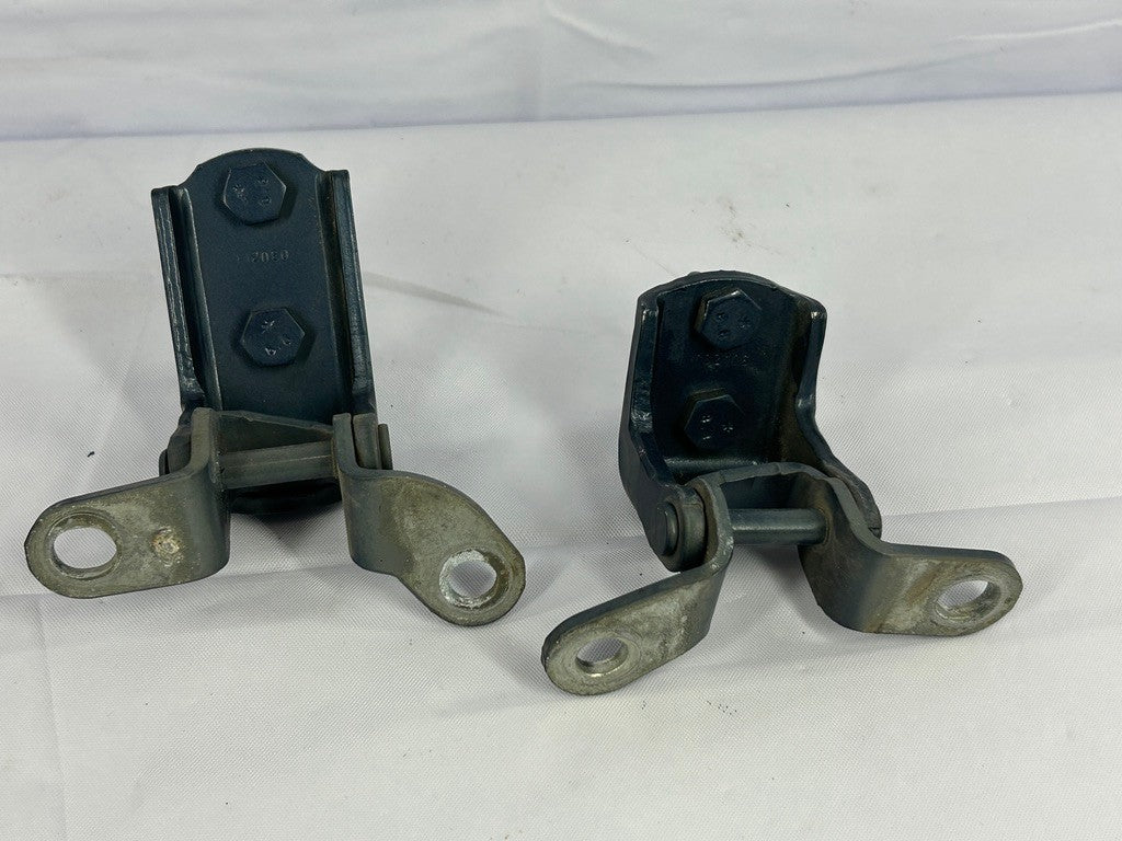 2000-2006 Toyota Tundra Double Cab Right Rear Door Hinge Set OEM