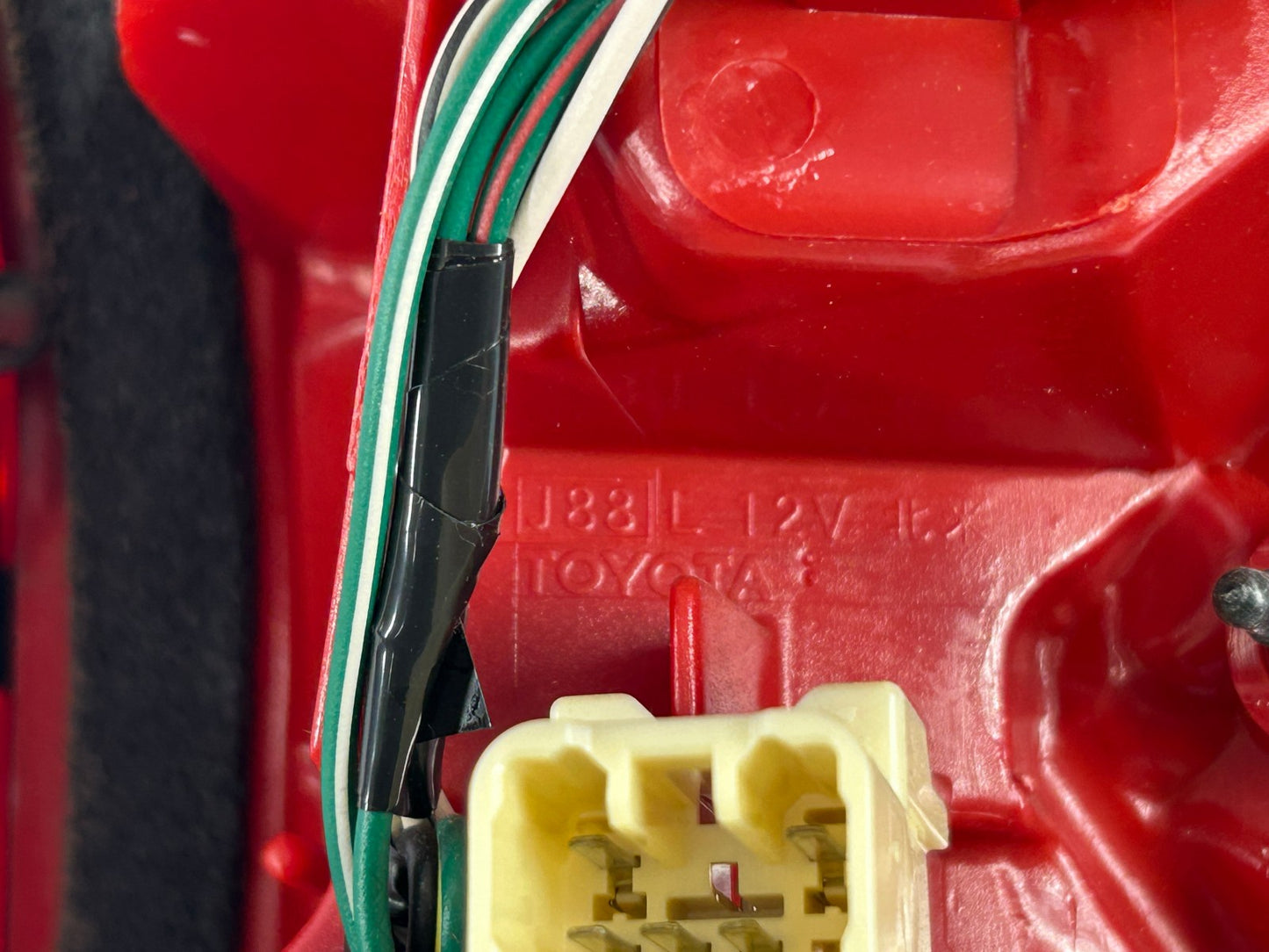 2006-2008 Toyota RAV4 Left Rear Tail Light OEM