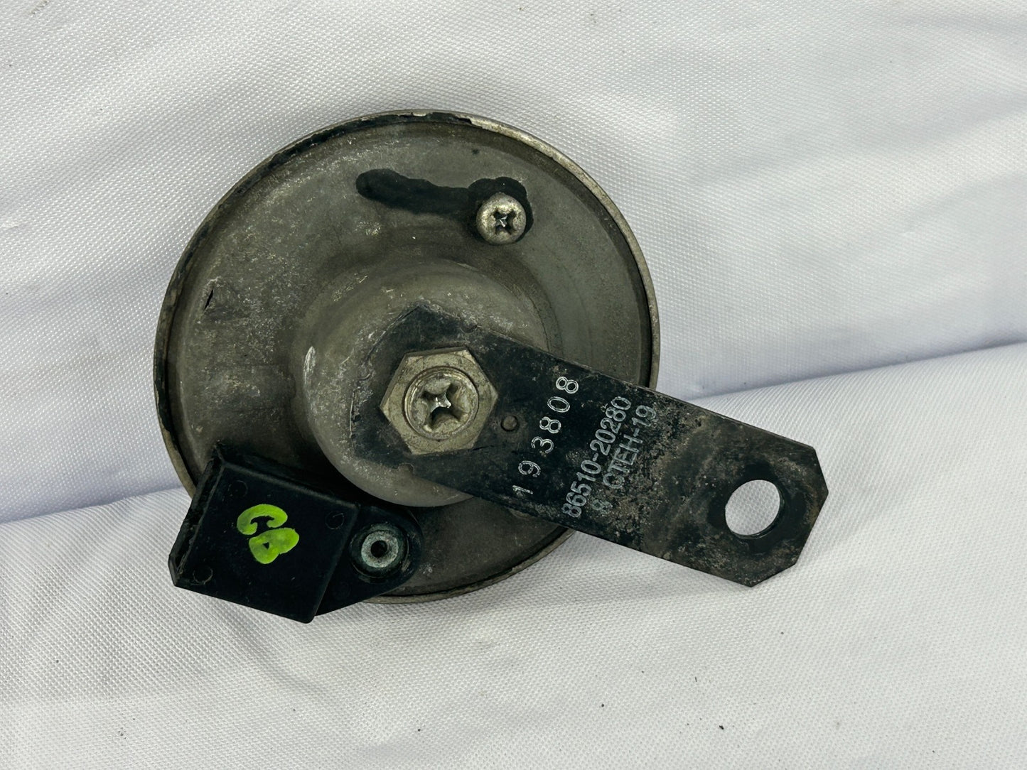 2006-2010 Toyota RAV4 High Note Horn 86510-20280 High Pitch Tone OEM