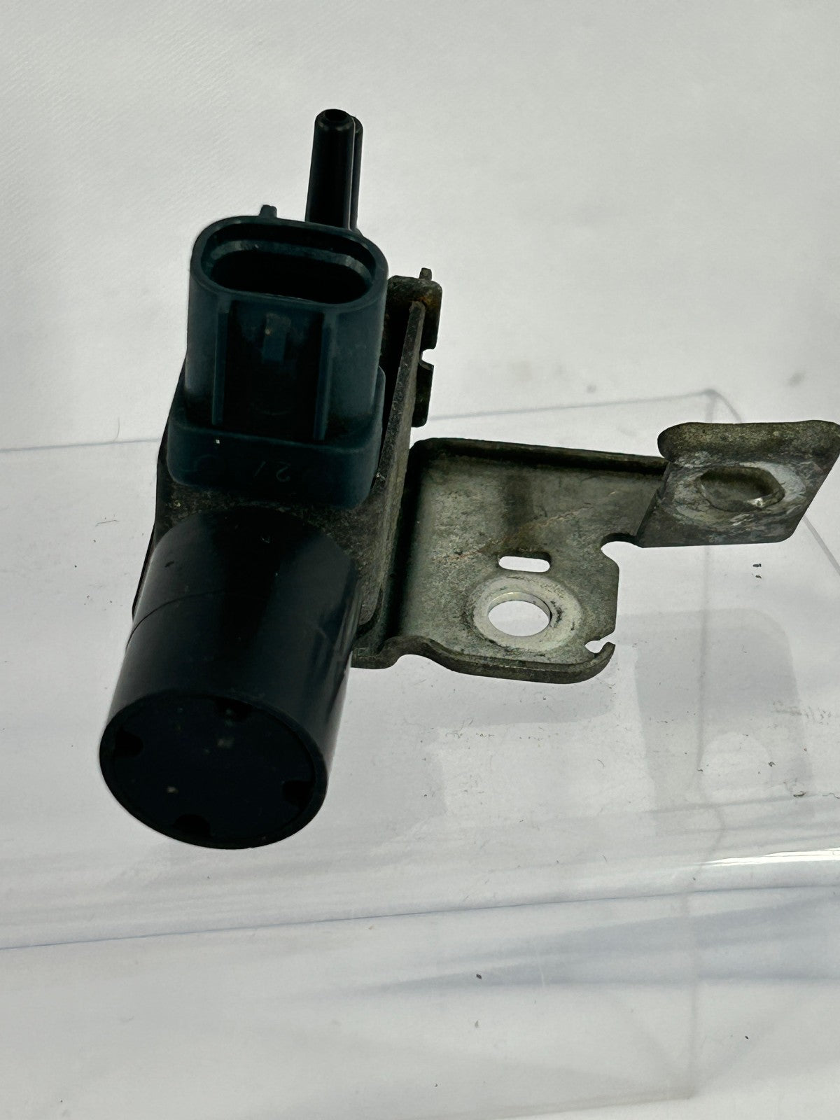 2007-2012 Toyota RAV4 Vacuum Switching Valve 90910-12088