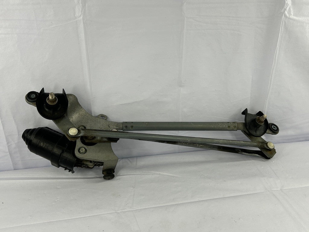 2006-2012 Toyota RAV4 Windshield Wiper Linkage & Motor OEM