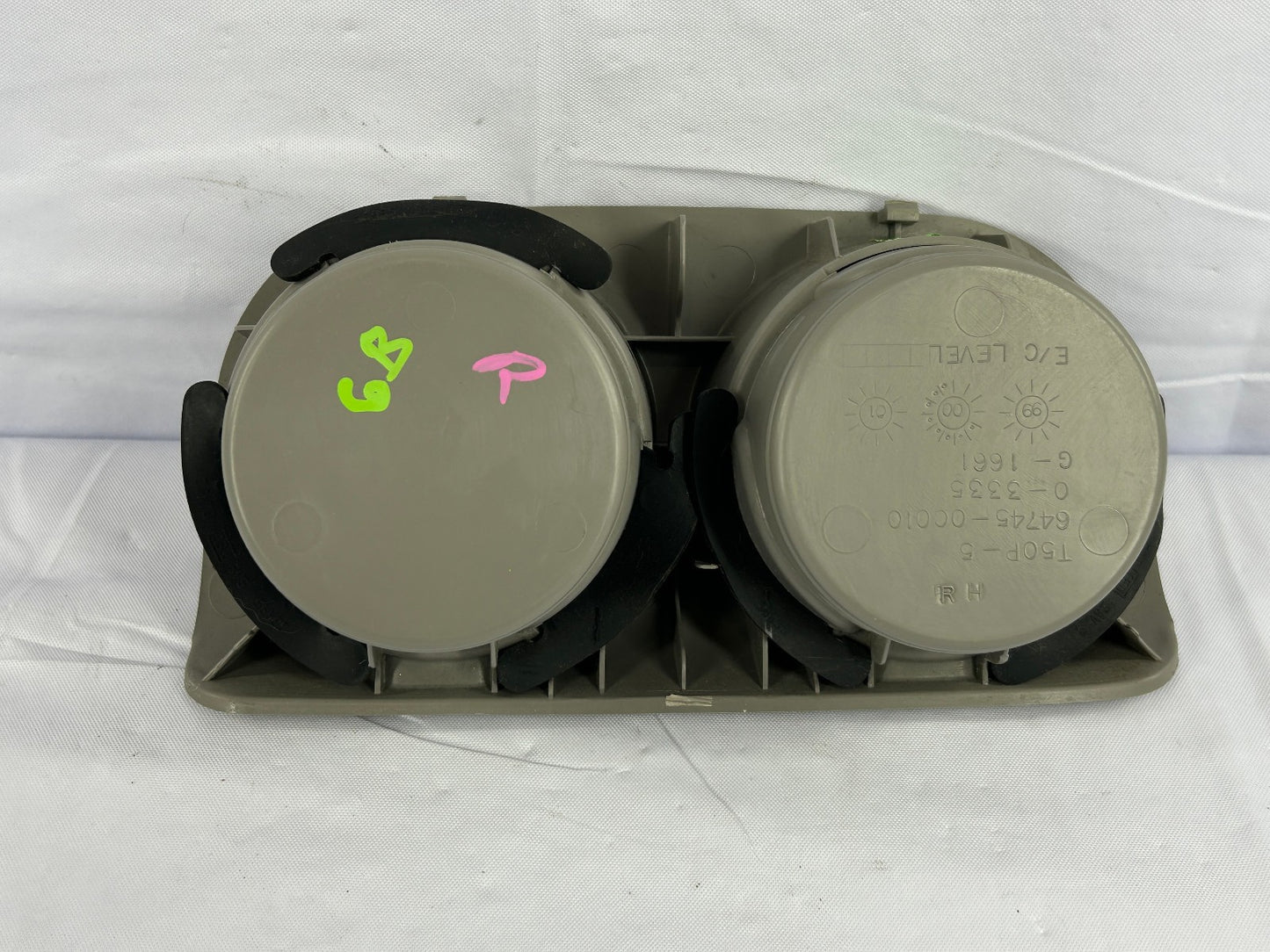 2001-2004 Toyota Sequoia Rear 3rd Row Right Cup Holder 2-CUP OEM