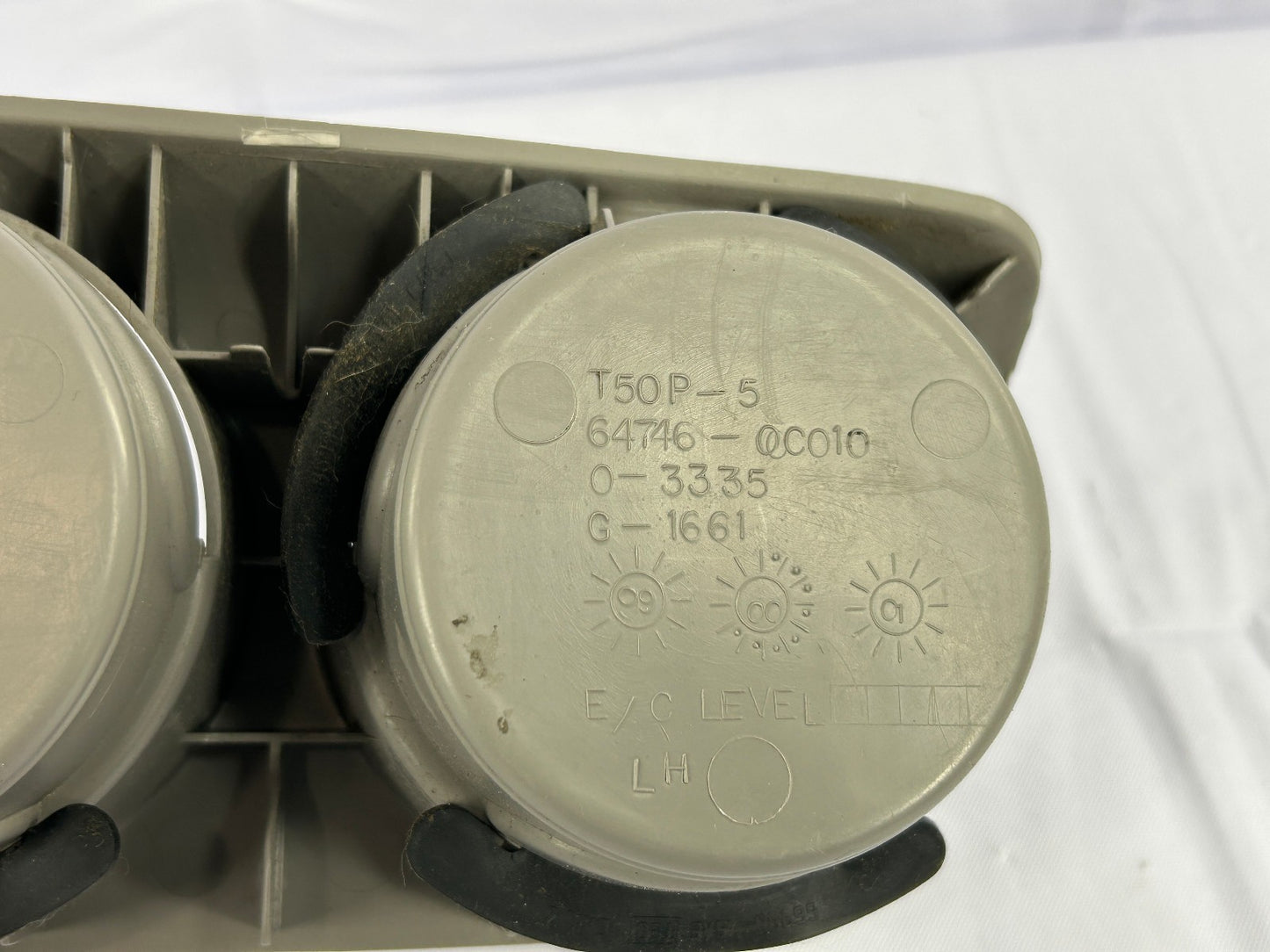 2001-2004 Toyota Sequoia Rear 3rd Row Left Cup Holder 2-CUP Interior OEM