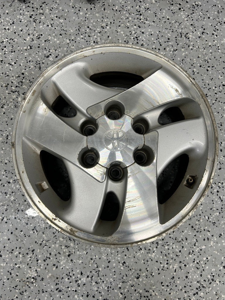 2001-2004 Toyota Sequoia Machined Silver Wheel 16" 16X7 Original Rim OEM