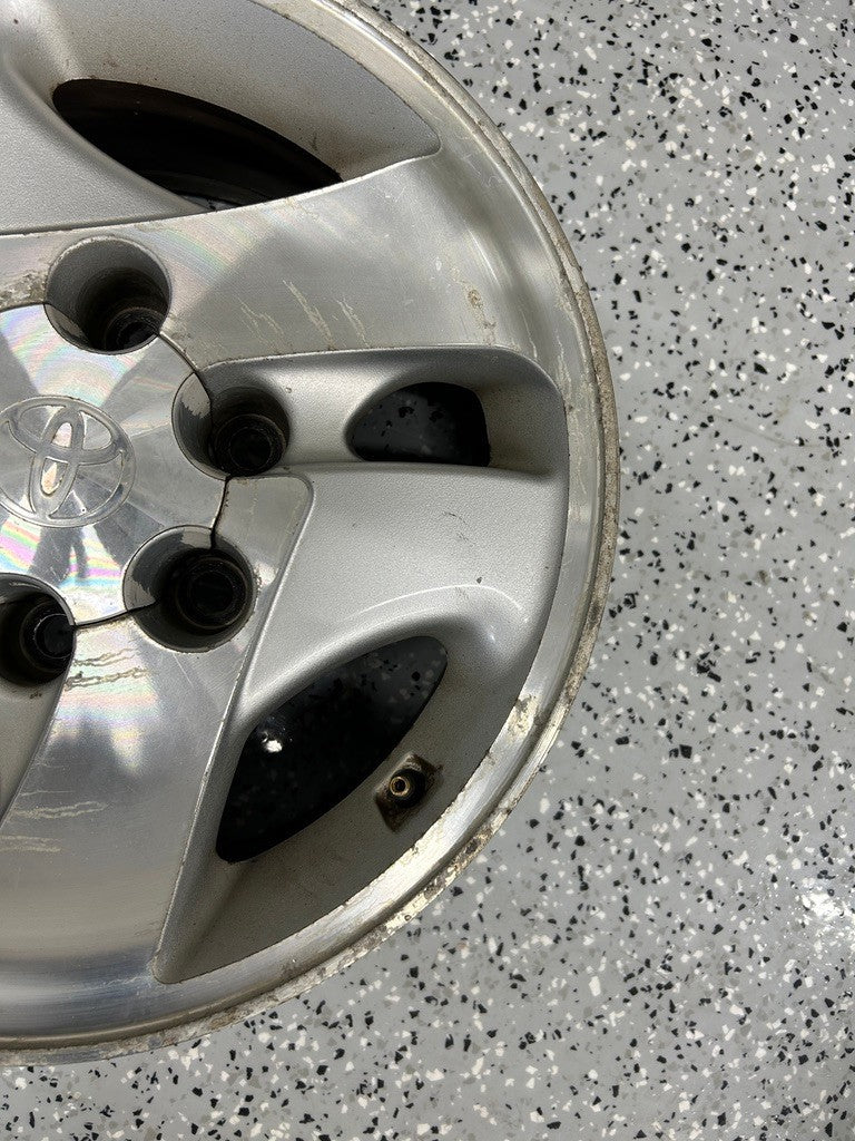 2001-2004 Toyota Sequoia Machined Silver Wheel 16" 16X7 Original Rim OEM