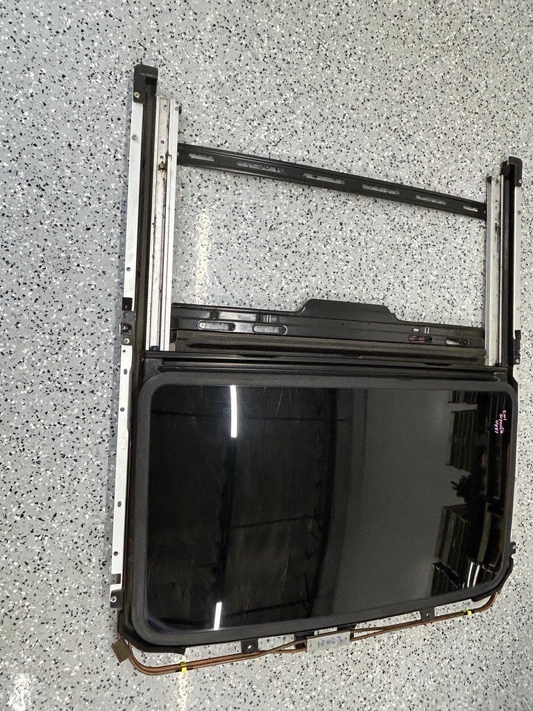 2001-2007 Toyota Sequoia Sunroof Glass Assembly Factory OEM - Used