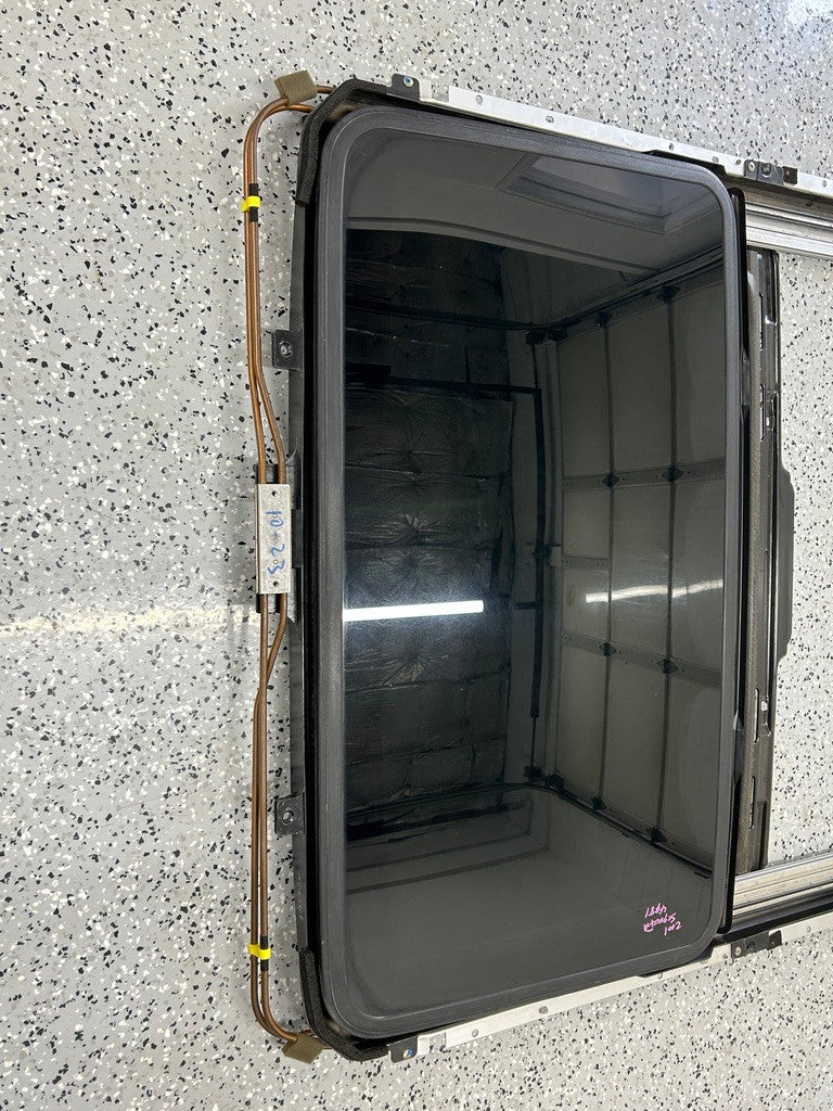2001-2007 Toyota Sequoia Sunroof Glass Assembly Factory OEM - Used
