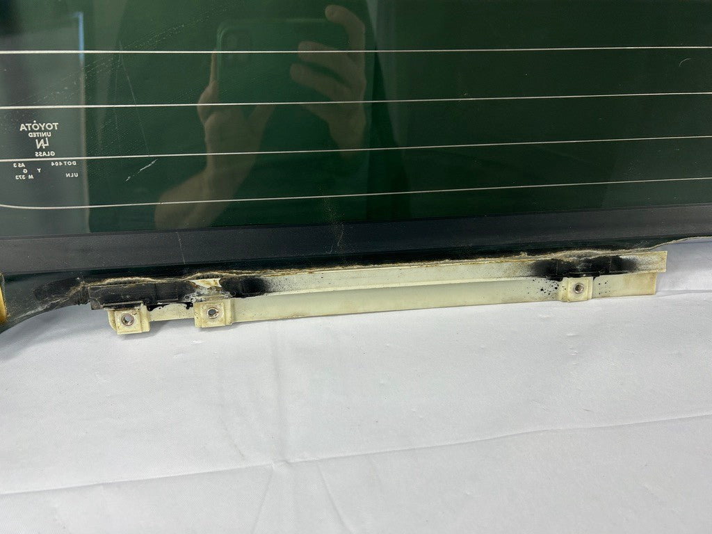 2000-2007 Toyota Sequoia Rear Liftgate Glass OEM Part Number FB21331YPY