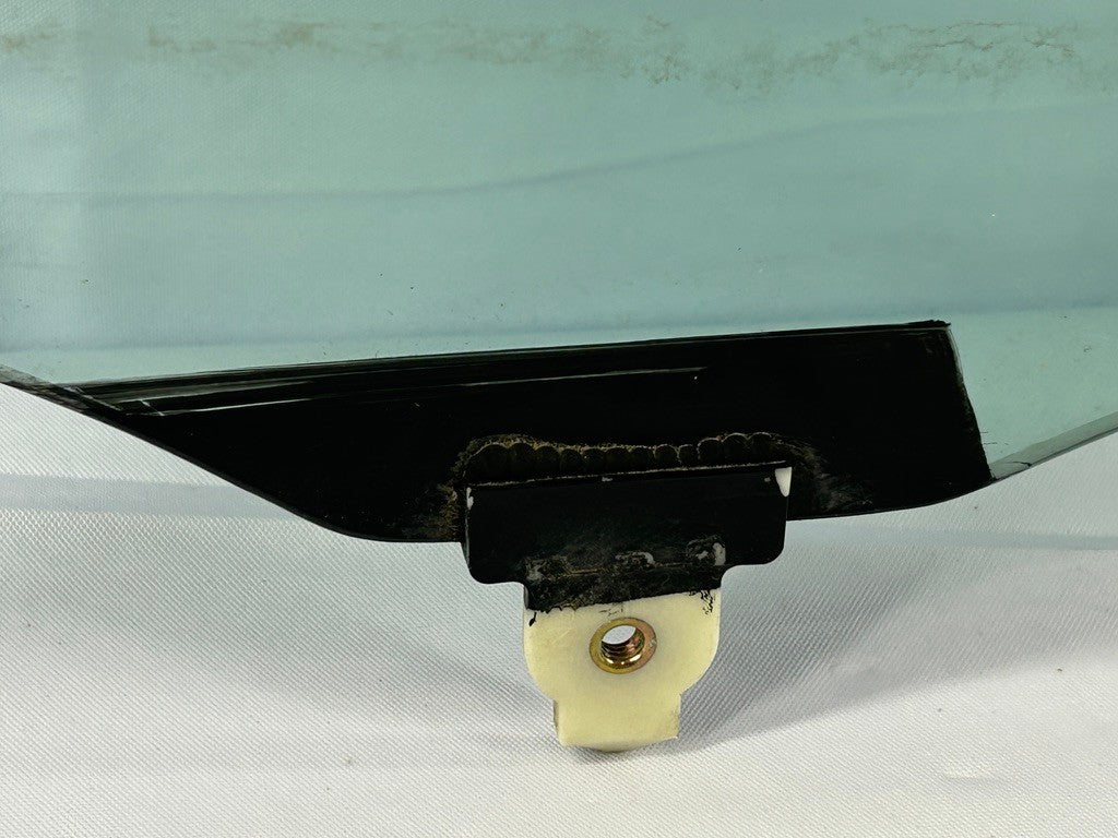 2001-2007 Toyota Sequoia Right Front Door Window Glass OEM