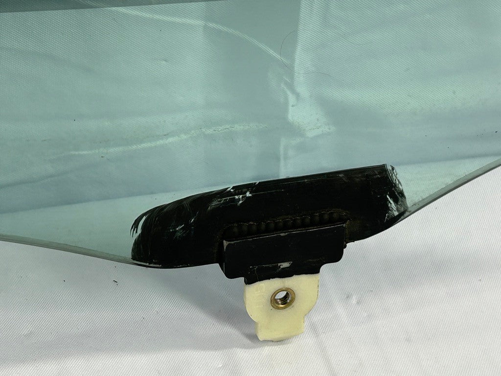 2001-2007 Toyota Sequoia Right Front Door Window Glass OEM