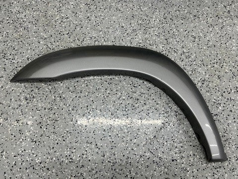 2001-2007 Toyota Sequoia Left Front Fender Flare Silver 1D6
