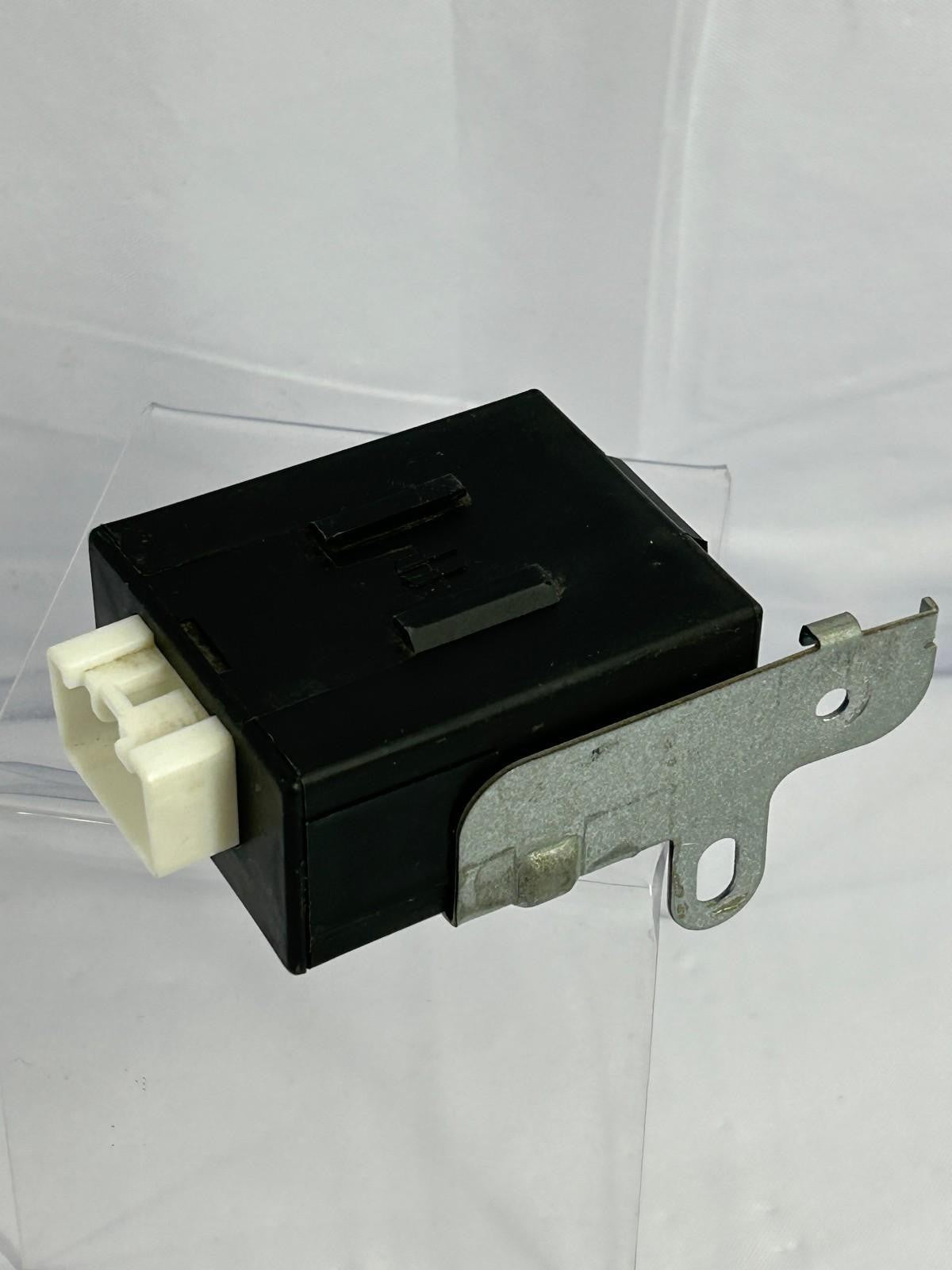 2001-2004 Toyota Sequoia Under Dash Controller Receiver Computer Module Unit OEM