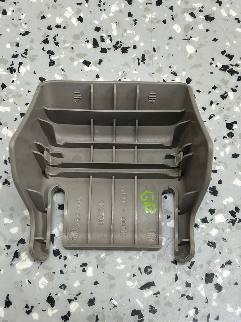 2001-2007 Toyota Sequoia 2nd Row LH or RH Seat Floor Hinge Cover 71692-00010 OEM