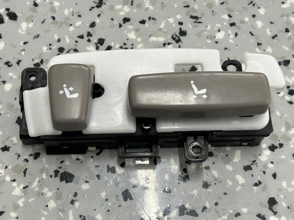 2001-2004 Toyota Sequoia Right Front Power Seat Switch Gray OEM
