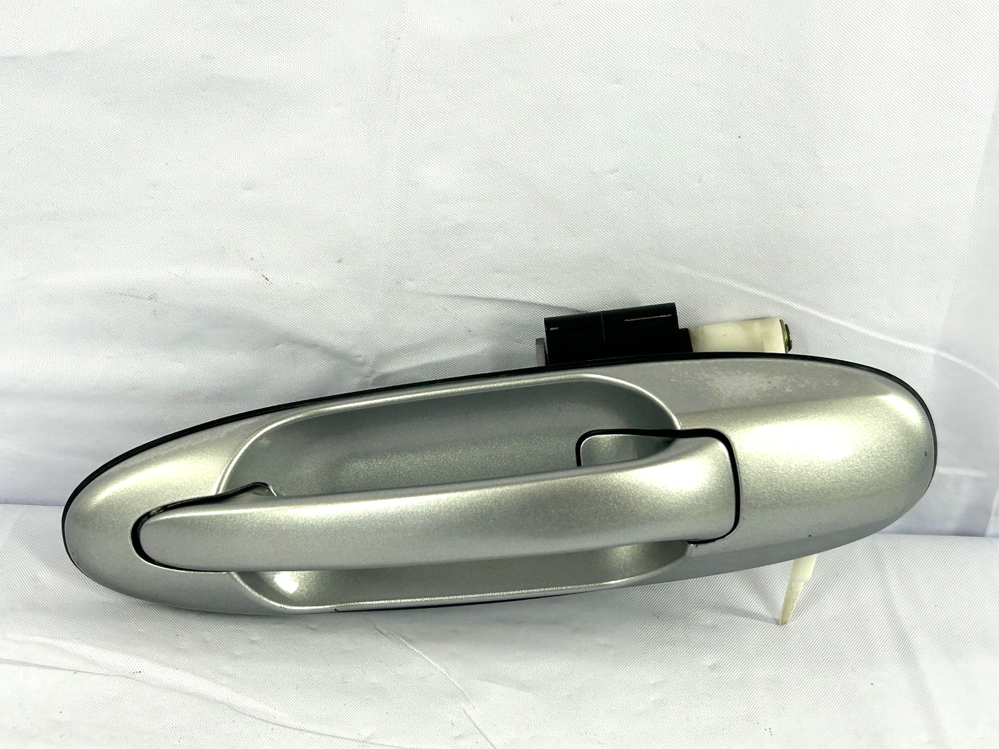 2001-2007 Toyota Sequoia Exterior Rear Left Door Handle Assembly OEM