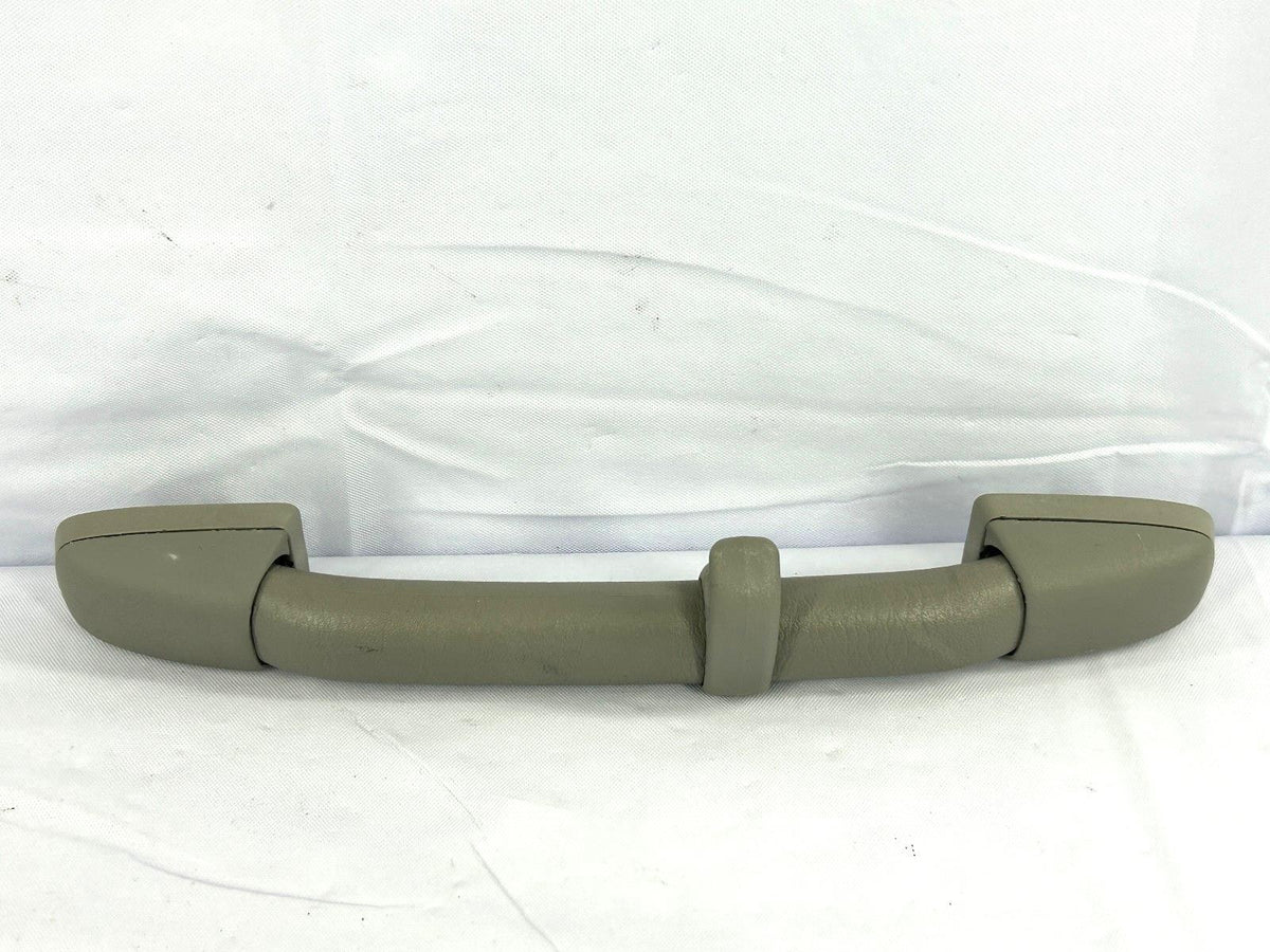 01-07 Toyota Sequoia Right Rear 3rd Row Grab Assist Handle OEM 74610-0C060-B0
