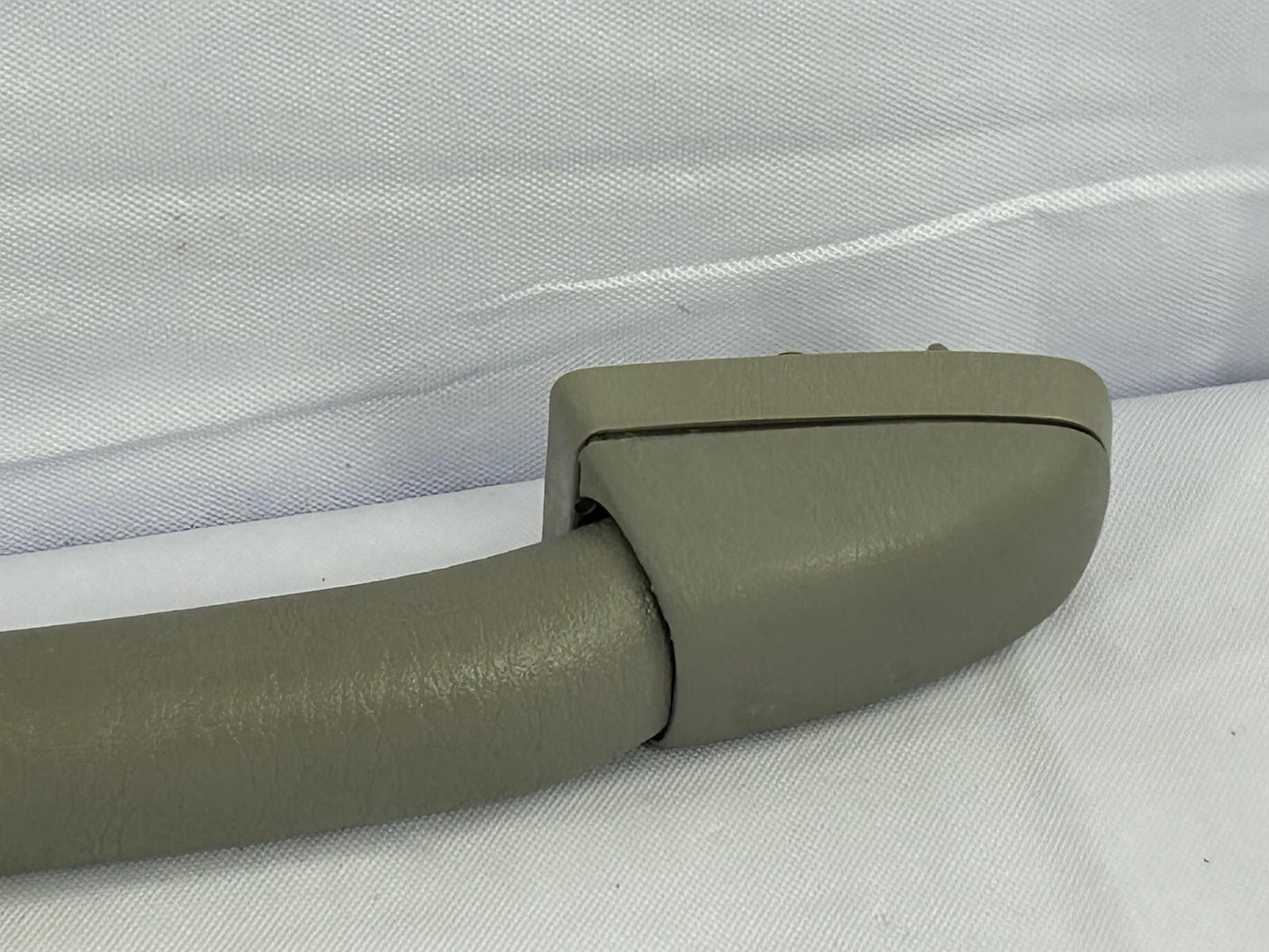 2001-2007 Toyota Sequoia Right Rear Upper Grab Grip Assist Handle Gray OEM