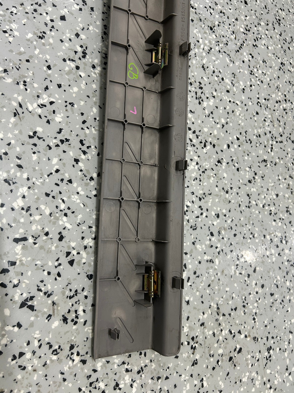 1999-2004 Ford F150 F-150 Left Door Sill Scuff Plate Gray Trim OEM