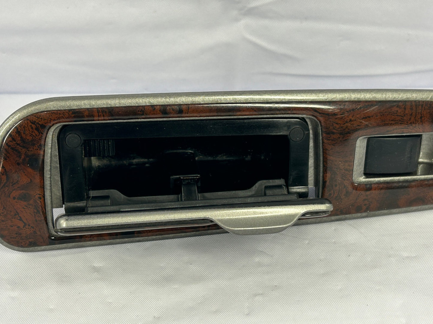 2001-2004 Toyota Sequoia Right Rear Door Window Switch Woodgrain Silver Bezel