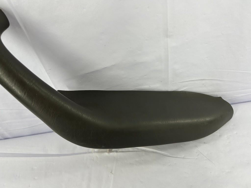 2001-2007 Toyota Sequoia Rght Front Door Armrest Gray OEM