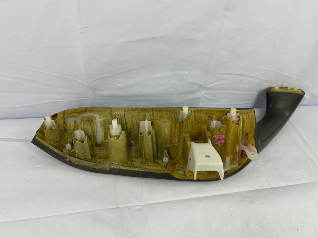 2001-2007 Toyota Sequoia Rght Front Door Armrest Gray OEM