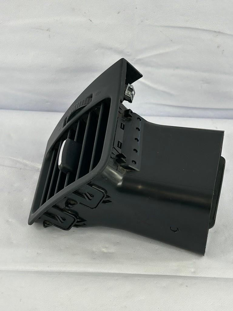2007-2009 Subaru Legacy Outback Right Dashboard Air Vent OEM